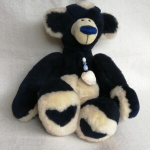 Teddy Adrianus, Handgearbeiteter Teddybär aus Meisterhand, Künstlerteddy, Fell