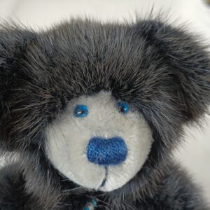 Teddy Doodle, Handgearbeiteter Teddybär aus Meisterhand, Künstlerteddy, Nerz