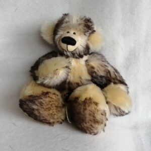 Teddy Knüffelchen, Handgearbeiteter Teddybär aus Meisterhand, Künstlerteddy, Plüsch