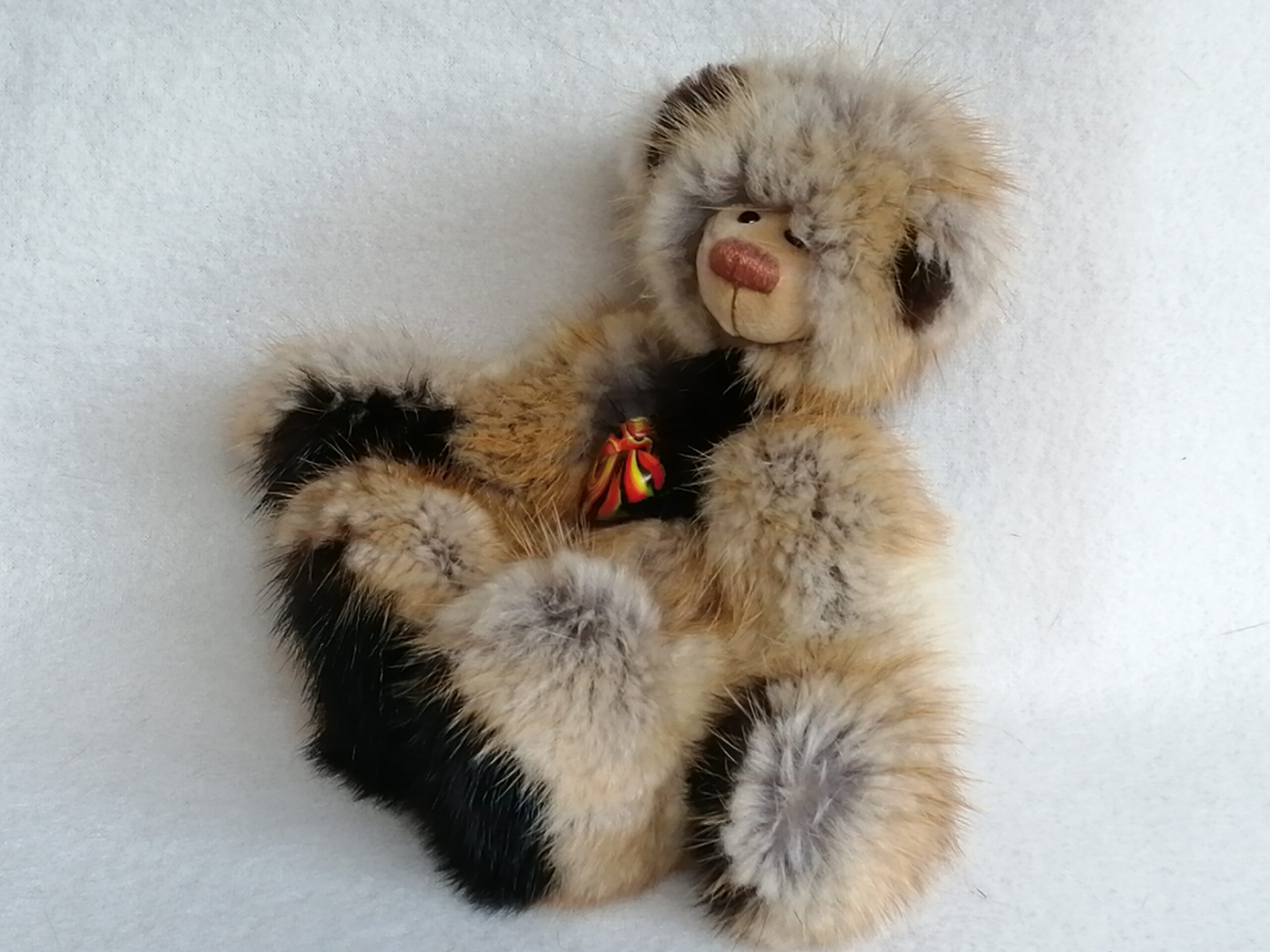 Teddy Petzi II, Handgearbeiteter Teddybär aus Meisterhand, Künstlerteddy, Bisam und Nerz – Bild 3